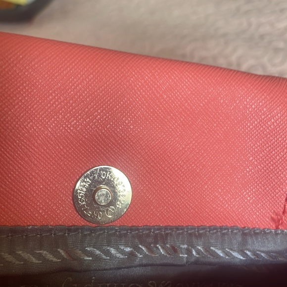 Vera Wang purse - Picture 4 of 6